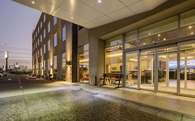 Hotel La Quinta By Wyndham Aeropuerto  4*